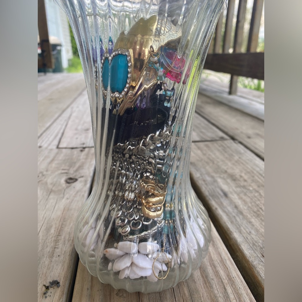 Elegant Glass Jewelry Vase with Gold and Blue Accents